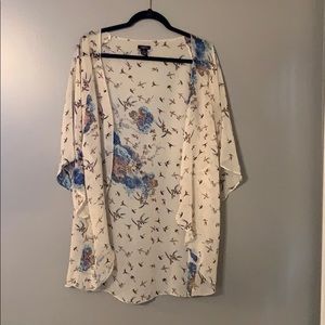 Rue 21 bird patterned kimono